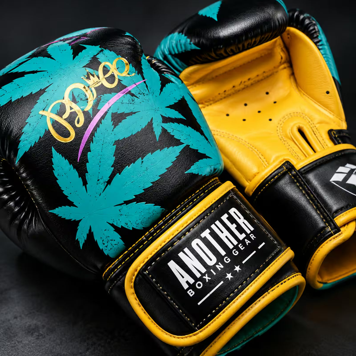 Tattoo Style Boxing Gloves – Boxing, Muay Thai & Kickboxing Training Gloves