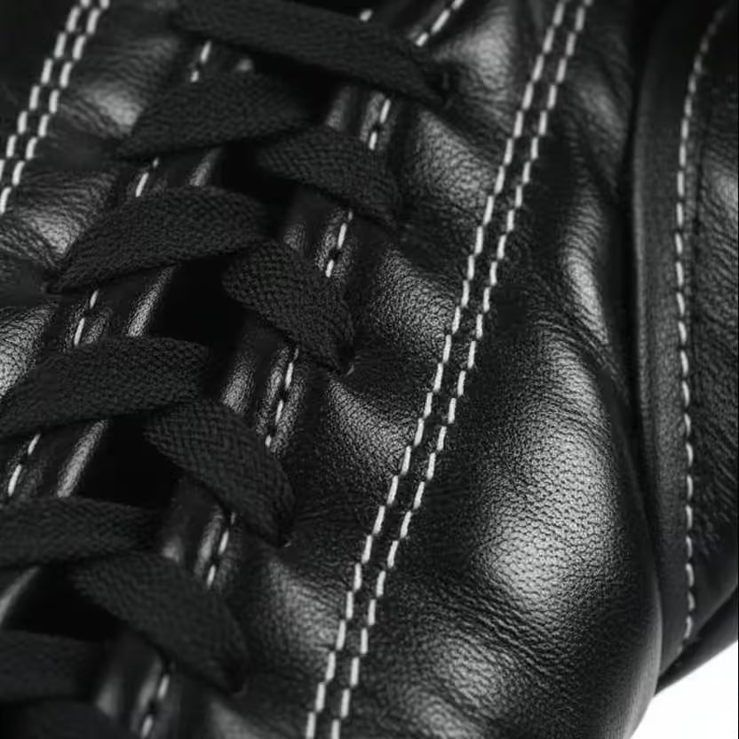 Laced Professional Boxing Gloves | Premium Pro Training & Sparring Gloves